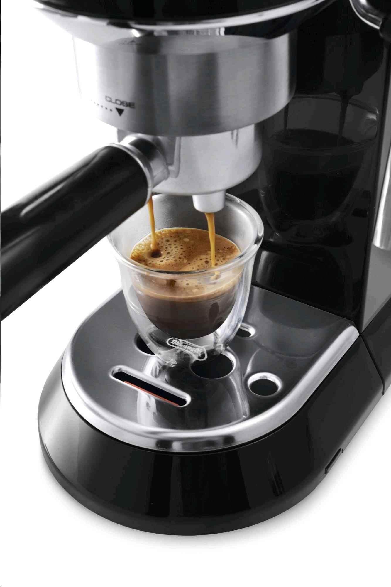 DeLonghi Dedica EC 685 BK pákové espresso2 