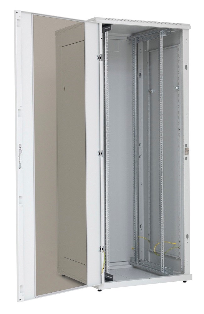 TRITON 19