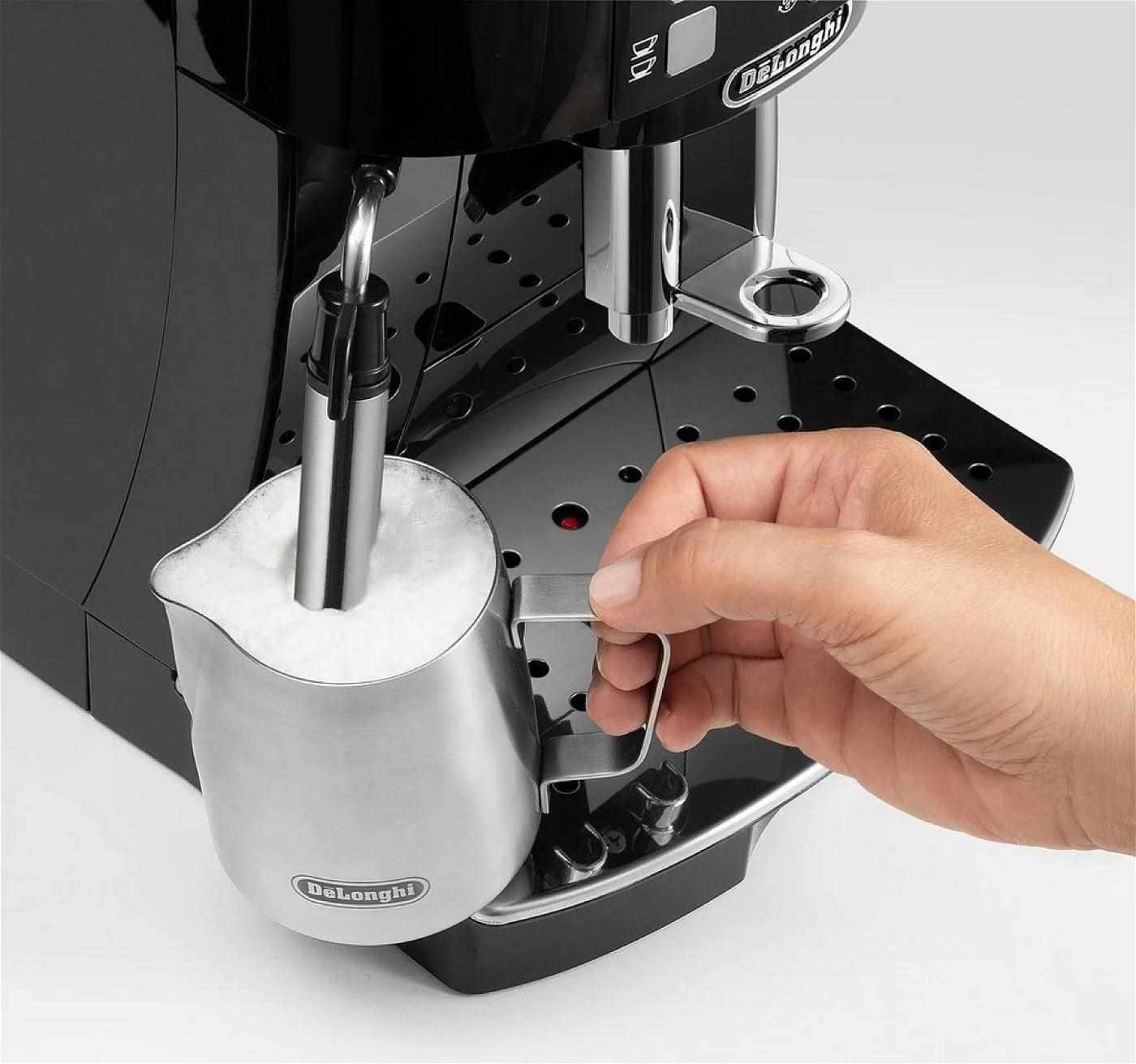 DeLonghi ECAM 21.117.B automatický kávovar,  15 bar,  vestavěný mlýnek,  dva šálky najednou,  tryska na páru,  černý5 