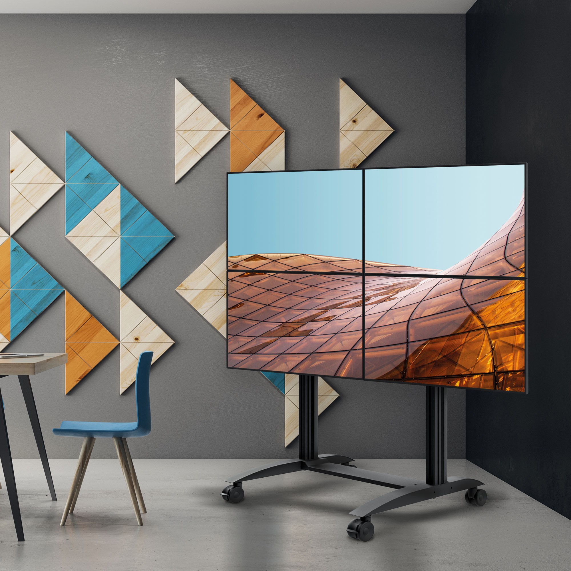 Televizní stojan na 4 Tv monitory Edbak VWTA2257L
1 