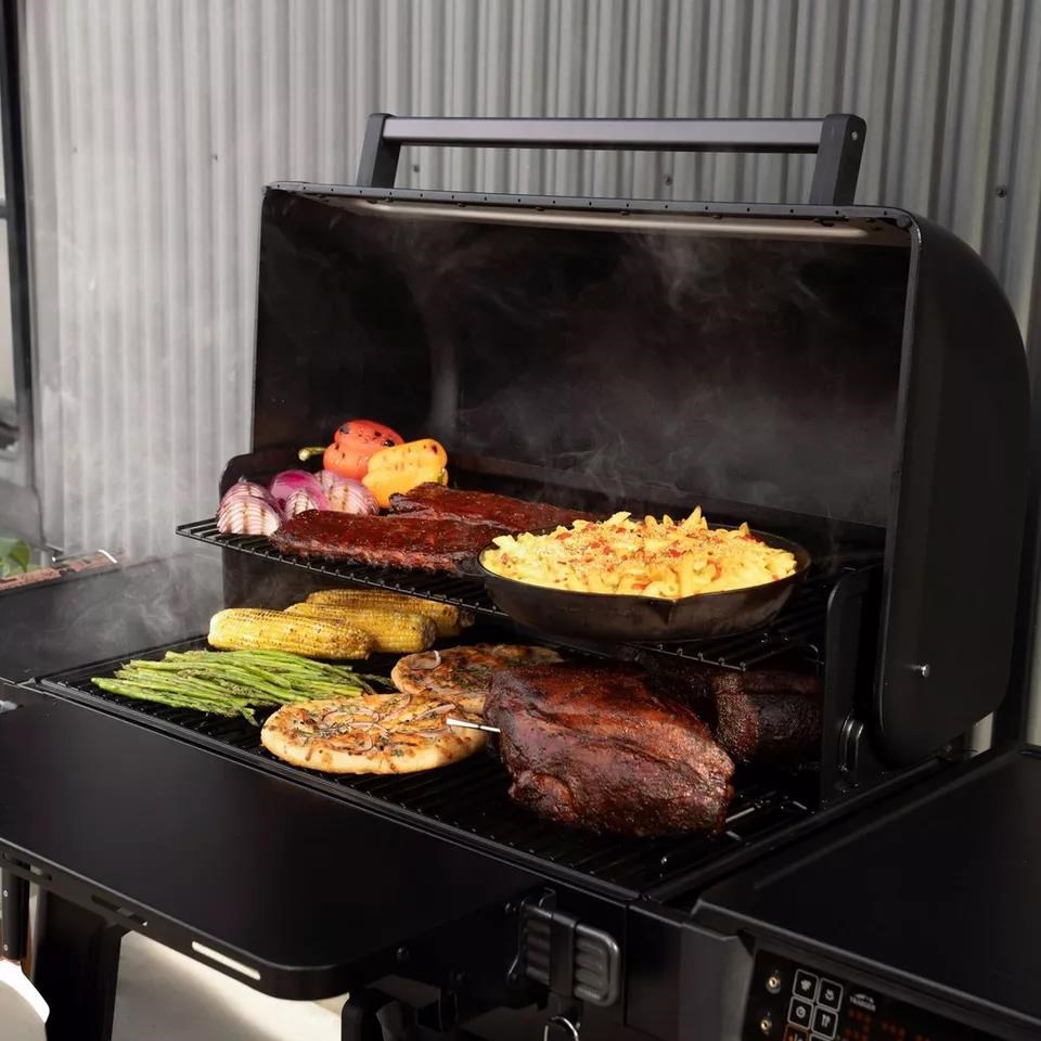 Traeger Woodridge PRO peletový gril8 