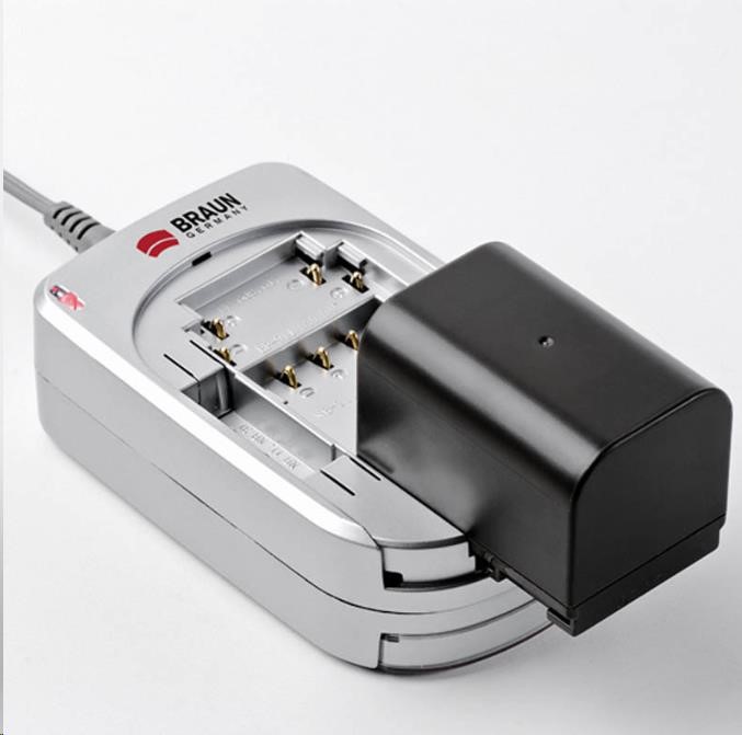 Braun DSC OLYMPUS /  FUJI univerzální Li-Ion nabíječka1 