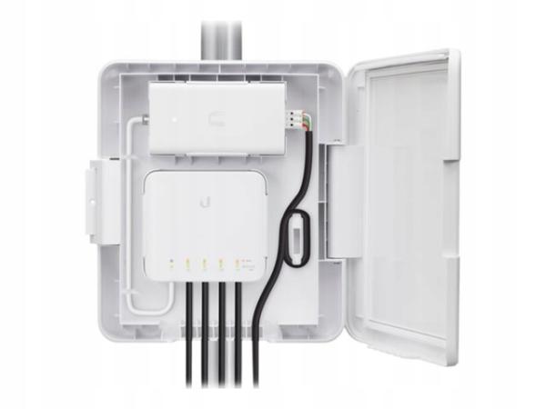 Ubiquiti UniFi switch USW-Flex-Utility  outdoor montážny box pre switch USW-Flex 4