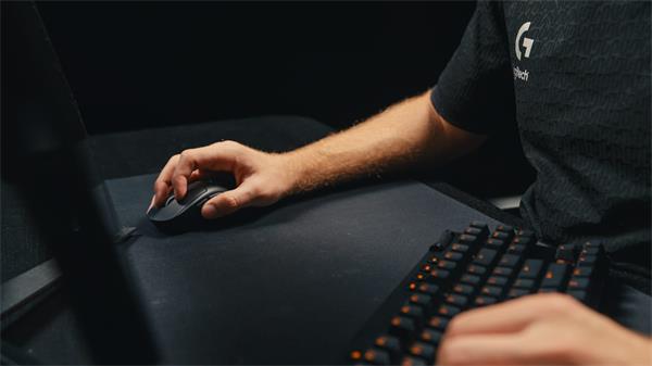 Logitech® G PRO X SUPERLIGHT 2 DEX-BLACK-2.4GHZ 