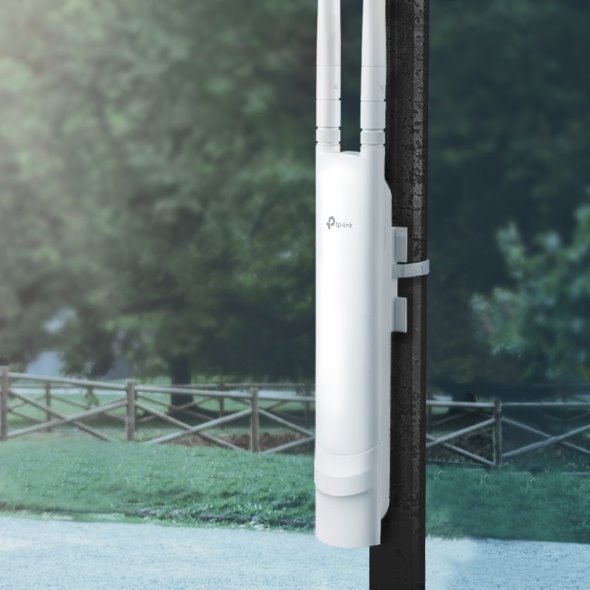 300 Mbps Outdoor Wi-Fi Access Point PORT: 1× 10/100 Mbps RJ45 Port SPEED: 300 Mbps at 2.4 GHz FEATURE: Passive PoE, 2× E 