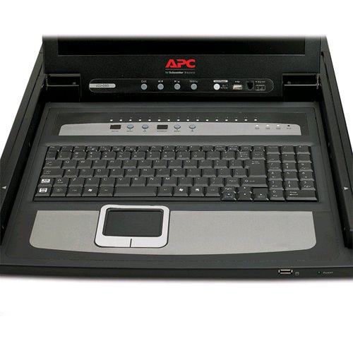 17" stojanová LCD konzola APC s integrovaným 16-portovým analógovým prepínačom KVM