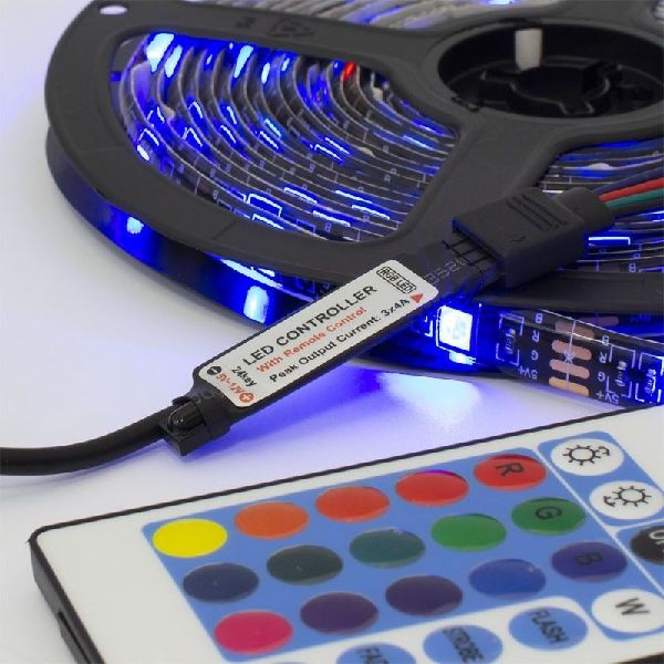 White Shark HELIOS-3 RGB LED strip with remote control, 3 m 