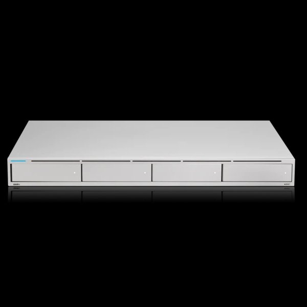 Ubiquiti UniFi Protect   Network Video Recorder  (4x HDD) 