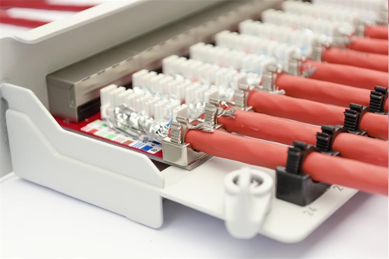 DIGITUS 19" patch panel 24port 1U Cat6A, STP, Krone LSA+, vyväz. lišta, sivý RAL7035 